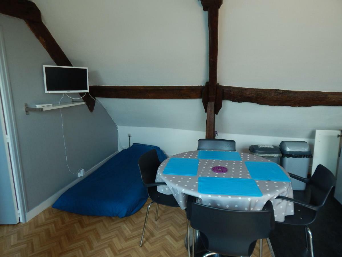 Au Coeur Du Centre Historique Appartement Bayeux Buitenkant foto